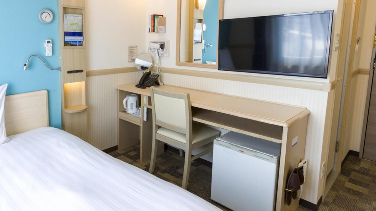 Toyoko Inn Shizuoka eki Minami guchi Exterior foto